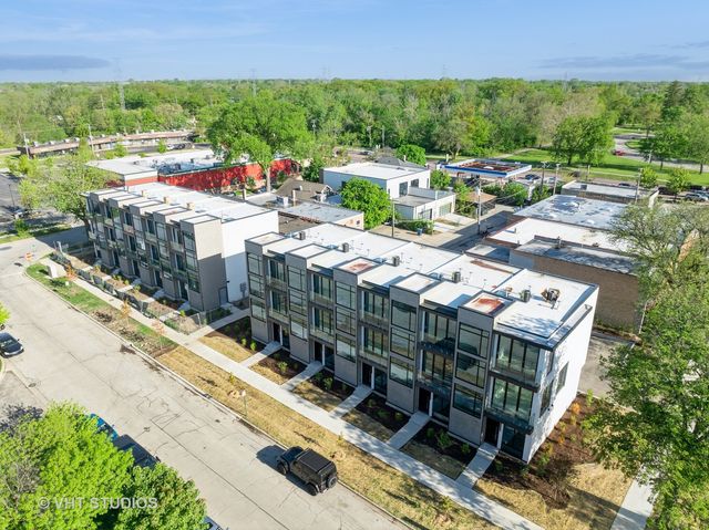 6332 Hennings Court, Morton Grove, IL 60053