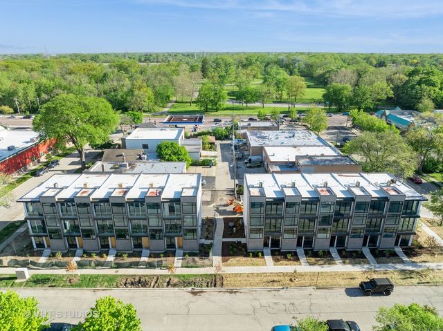 6332 Hennings Court, Morton Grove, IL 60053