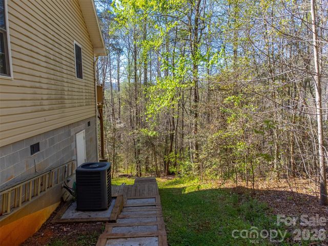 201 Windcrest Ridge, Sylva, NC 28779
