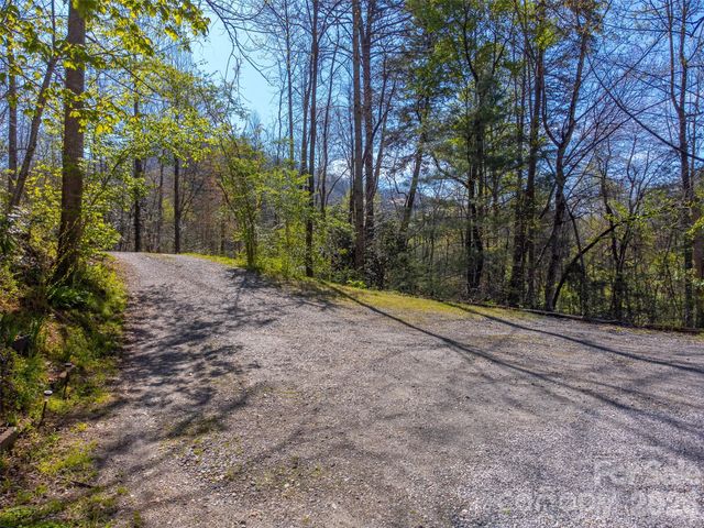 201 Windcrest Ridge, Sylva, NC 28779