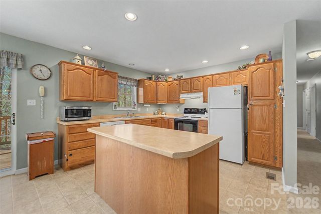201 Windcrest Ridge, Sylva, NC 28779