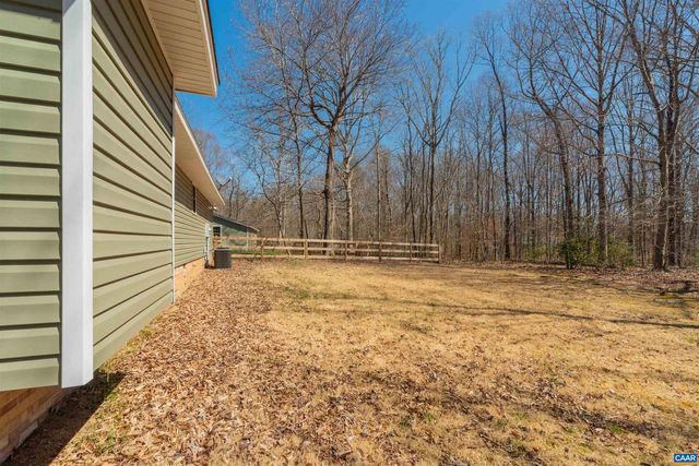 950 APPLE GROVE RD, Mineral, VA 23117
