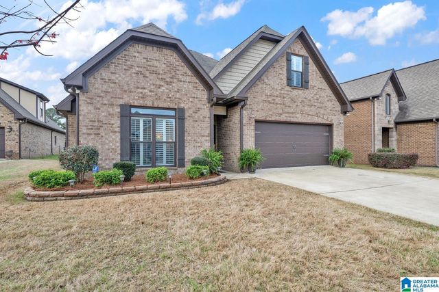 208 ENGLISH VILLAGE CIRCLE, Gardendale, AL 35071