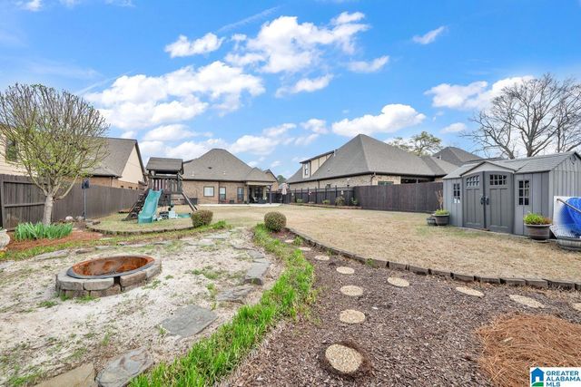 208 ENGLISH VILLAGE CIRCLE, Gardendale, AL 35071