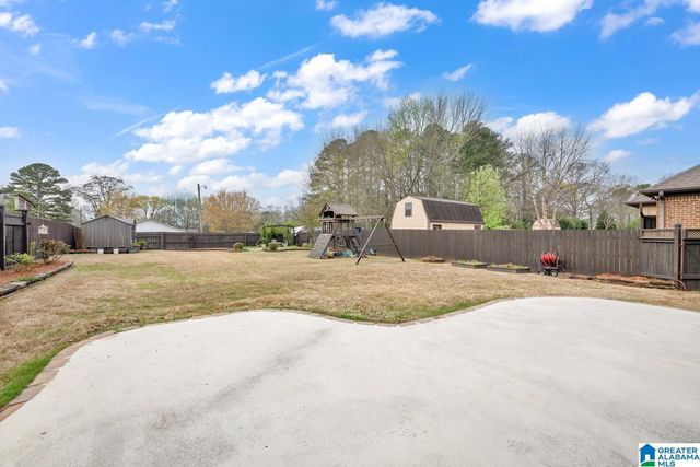 208 ENGLISH VILLAGE CIRCLE, Gardendale, AL 35071