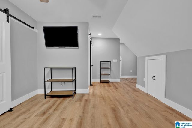 208 ENGLISH VILLAGE CIRCLE, Gardendale, AL 35071