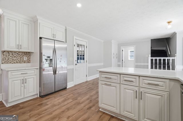 4040 Camaron Way, Snellville, GA 30039