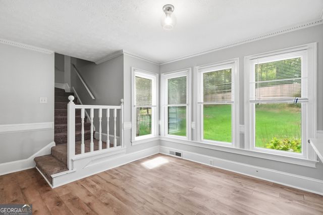 4040 Camaron Way, Snellville, GA 30039