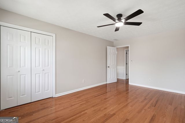 4040 Camaron Way, Snellville, GA 30039