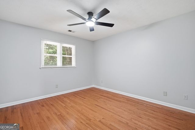 4040 Camaron Way, Snellville, GA 30039