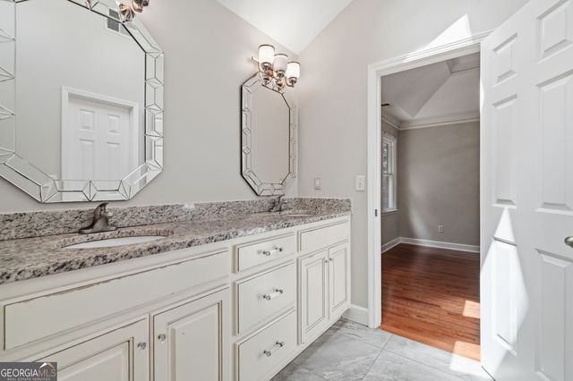 4040 Camaron Way, Snellville, GA 30039