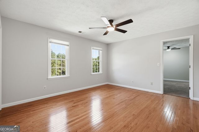 4040 Camaron Way, Snellville, GA 30039
