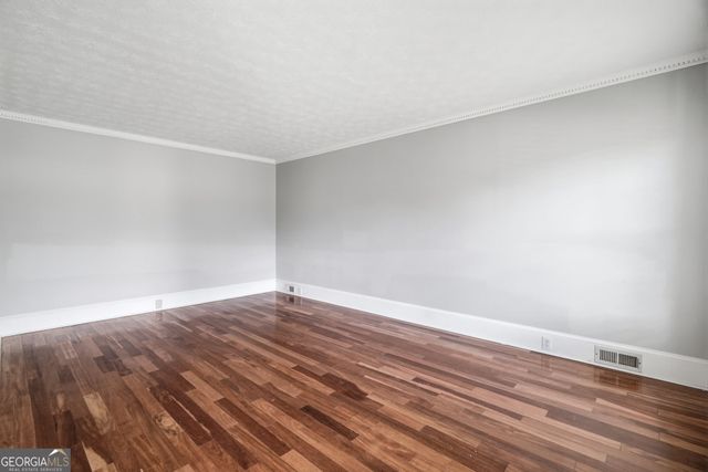 4040 Camaron Way, Snellville, GA 30039
