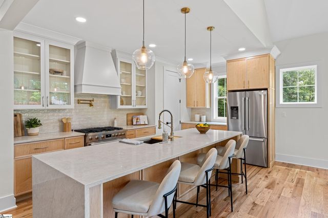 213 Club View Drive, Greenville, SC 29609