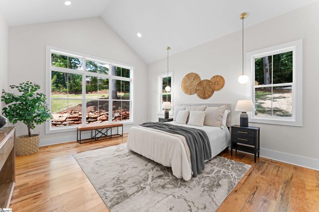 213 Club View Drive, Greenville, SC 29609