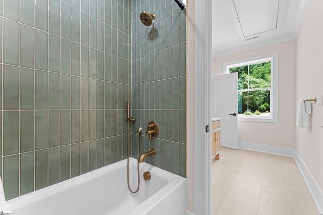 213 Club View Drive, Greenville, SC 29609