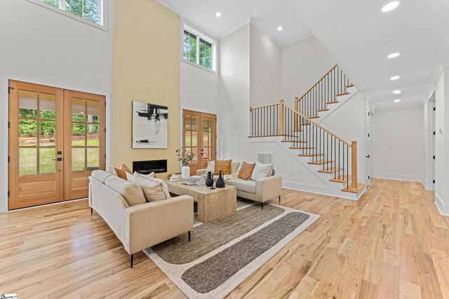 213 Club View Drive, Greenville, SC 29609