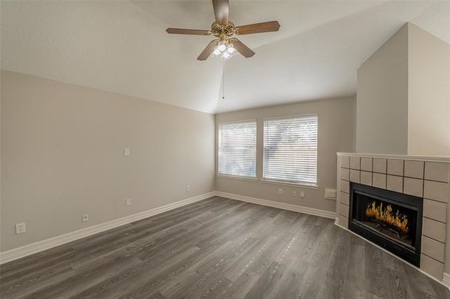 16007 Lakestone Drive, Tomball, TX 77377