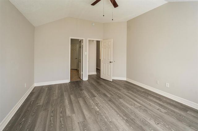 16007 Lakestone Drive, Tomball, TX 77377