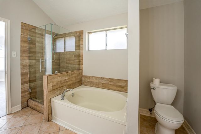 16007 Lakestone Drive, Tomball, TX 77377