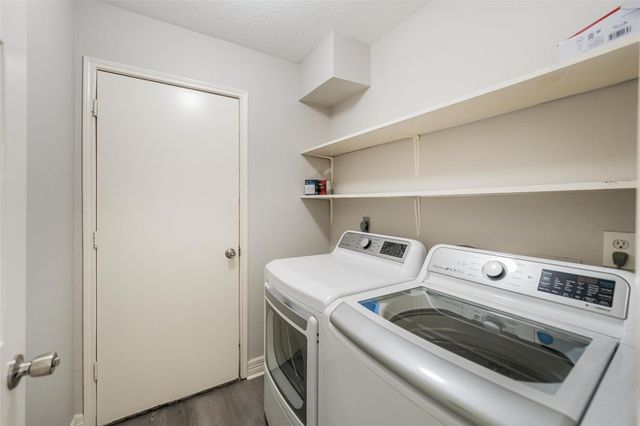 16007 Lakestone Drive, Tomball, TX 77377