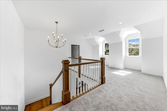 102 KNOXLYN FARM DR, Kennett Square, PA 19348