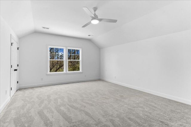 102 KNOXLYN FARM DR, Kennett Square, PA 19348