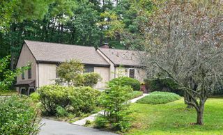 27 Algonquin Ave, Andover, MA 01810