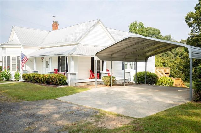 136 Harbert Park Circle, Westminster, SC 29693