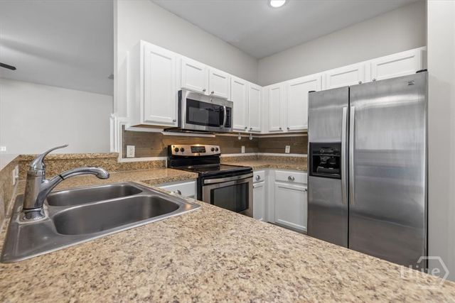 240 Canyon Oak Loop, Richmond Hill, GA 31324