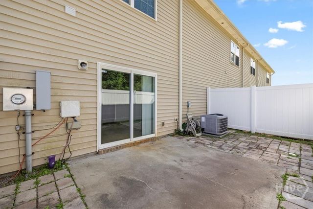 240 Canyon Oak Loop, Richmond Hill, GA 31324