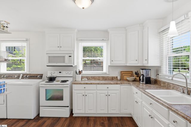 5 Courtney Circle, Greenville, SC 29617