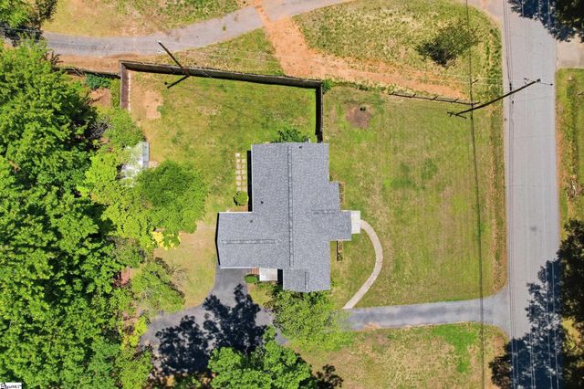 5 Courtney Circle, Greenville, SC 29617
