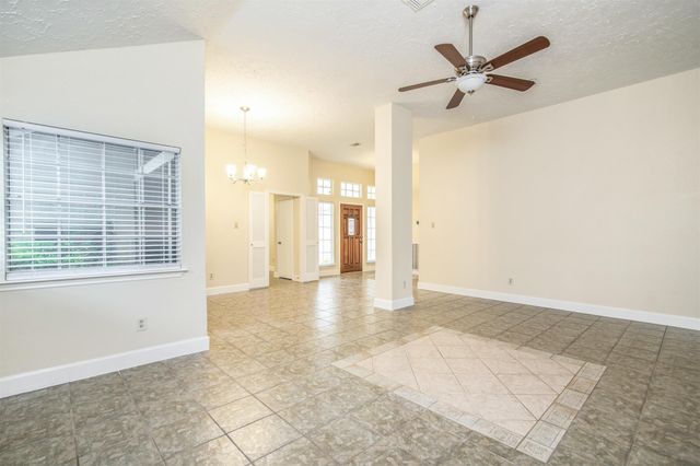 5434 Garden Village Drive, Kingwood, TX 77339