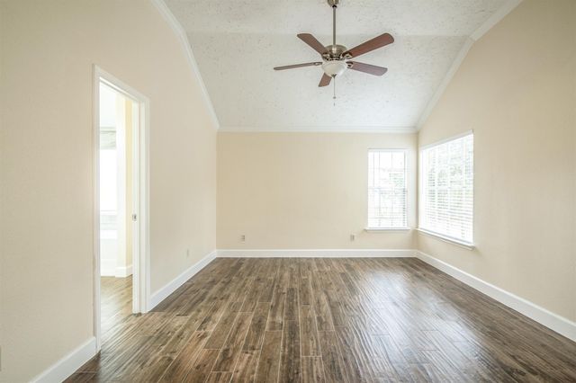 5434 Garden Village Drive, Kingwood, TX 77339