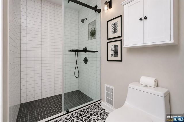 2 Horizon Road 1414, Fort Lee, NJ 07024