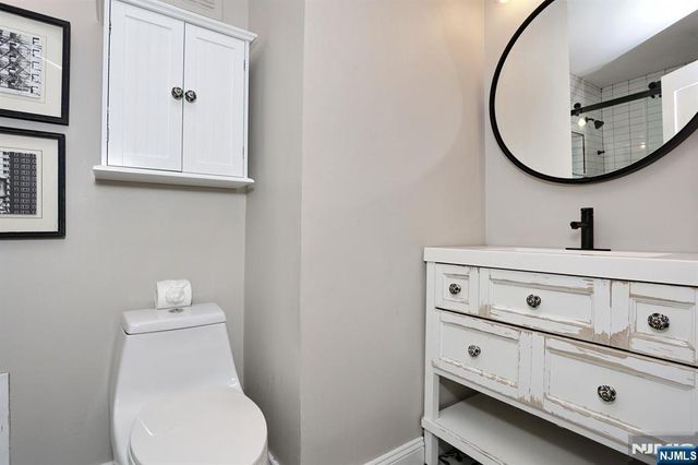 2 Horizon Road 1414, Fort Lee, NJ 07024
