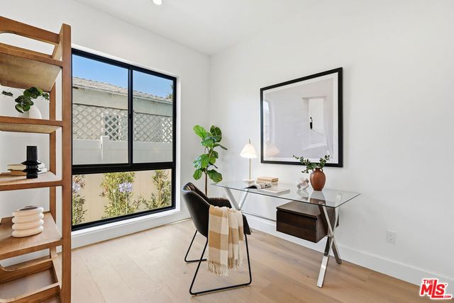 4095 Sawtelle Boulevard B, Culver City, CA 90066