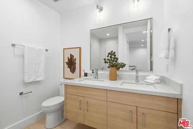 4095 Sawtelle Boulevard B, Culver City, CA 90066