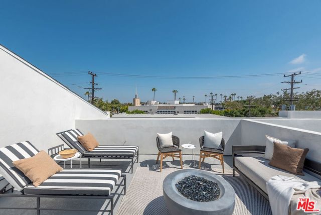 4095 Sawtelle Boulevard B, Culver City, CA 90066