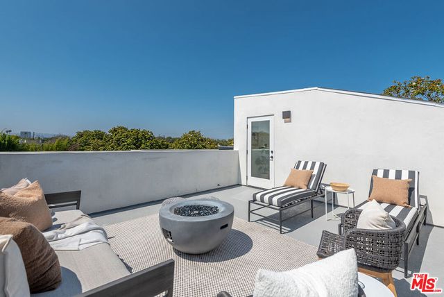 4095 Sawtelle Boulevard B, Culver City, CA 90066