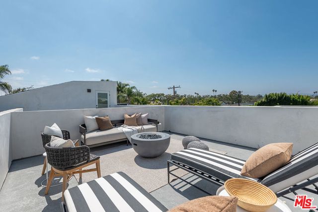 4095 Sawtelle Boulevard B, Culver City, CA 90066