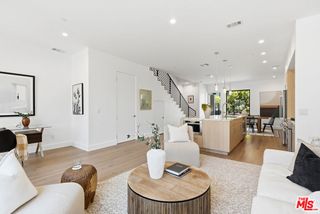 4095 Sawtelle Boulevard B, Culver City, CA 90066