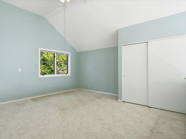80 Central Avenue, South Burlington, VT 05403