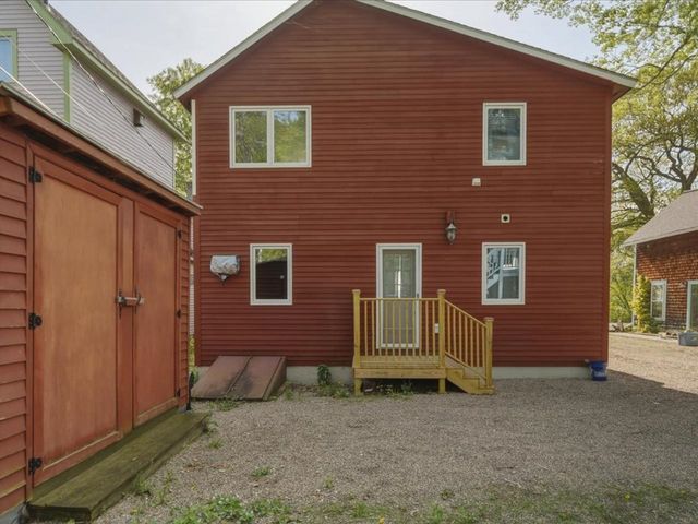 80 Central Avenue, South Burlington, VT 05403