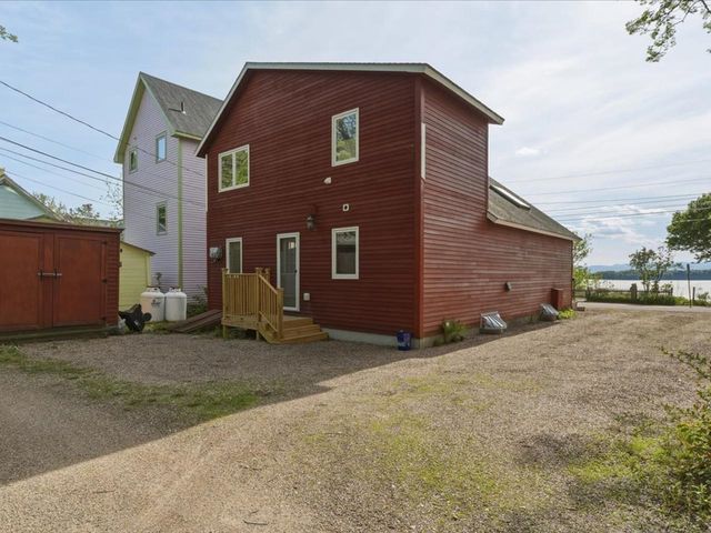 80 Central Avenue, South Burlington, VT 05403