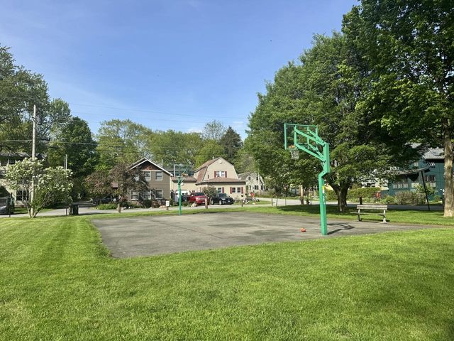 80 Central Avenue, South Burlington, VT 05403