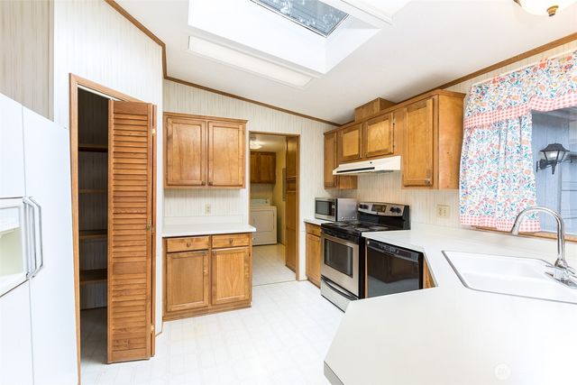 200 Fircrest Drive, Sequim, WA 98382