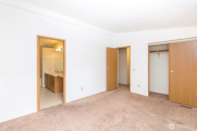 200 Fircrest Drive, Sequim, WA 98382