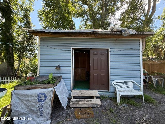 1220 PANGOLA Drive, Jacksonville, FL 32205